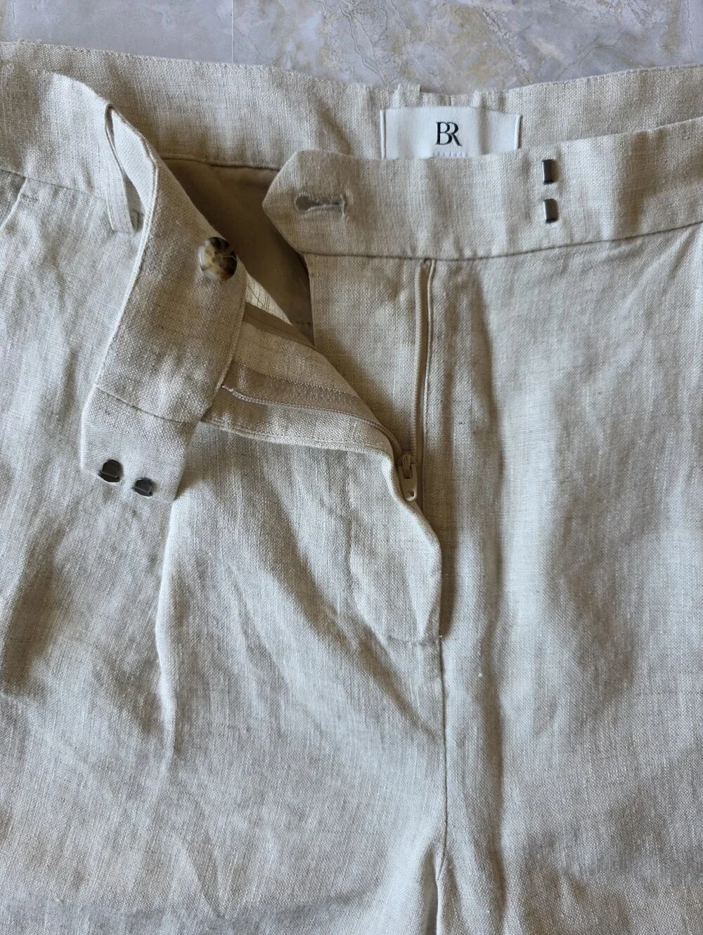 Banana Republic HighRise Relaxed Straight Linen 12 Pants Quiet Luxury EuroSummer